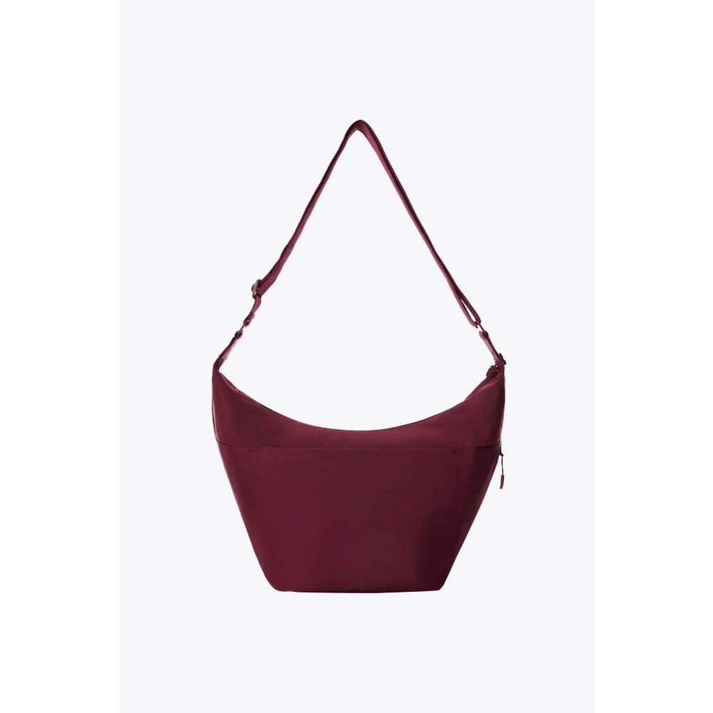NWT Beis The Crescent Catchall Tote in Burgundy